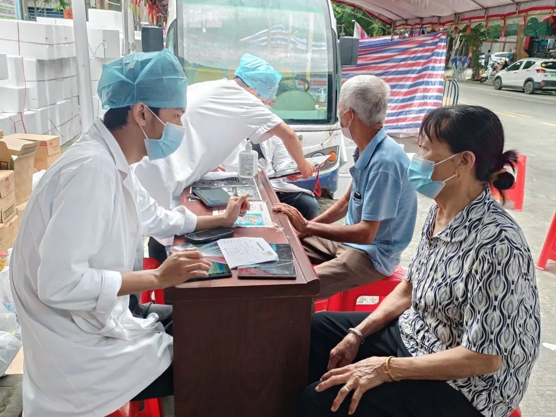 中央再提减负！基层卫生健康发展逐步驶入“快车道”