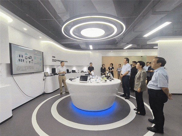 石景山区人大常委会视察数字经济工作，渐健医疗创新成效得到充分肯定